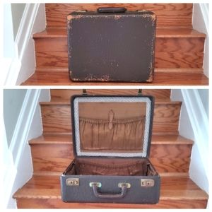 1960s Vintage Train Case Suitcase Luggage Leather Cowhide Brown Green